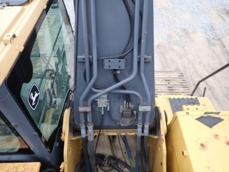 2012-deere-350g-lc-image-56