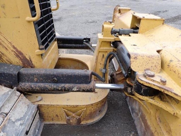 2013-caterpillar-d6n-xl-image-38