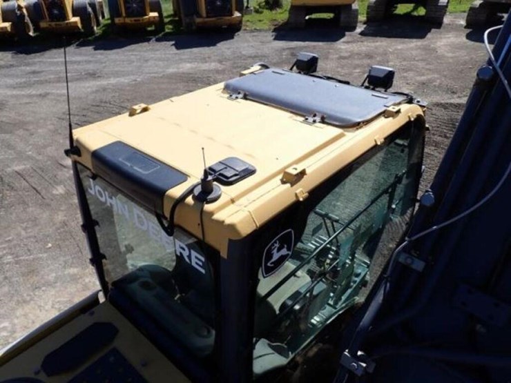 2014-deere-350g-lc-image-74