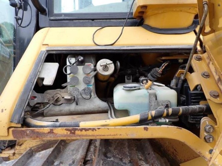 2013-caterpillar-d6n-xl-image-69