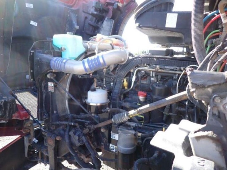 2021-kenworth-t880-image-30