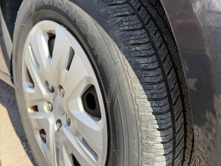 2014-dodge-grand-caravan-image-8