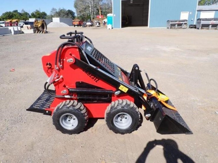 unused-2026-captok-skid-steer-loader-323tz260809-image-4