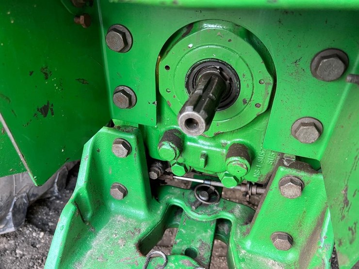 2022-john-deere-5125r-image-7