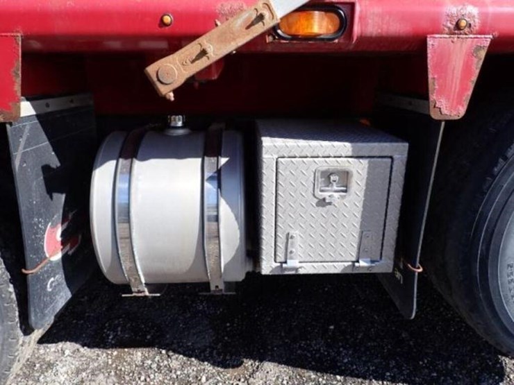 2021-kenworth-t880-image-65