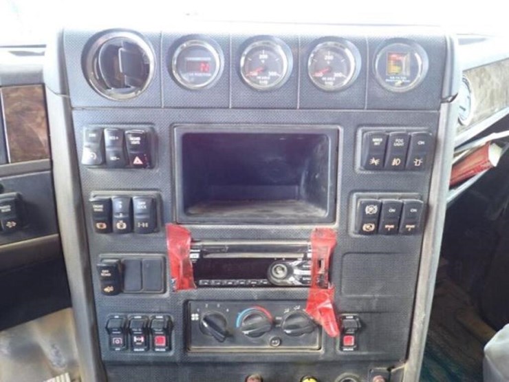 2021-international-hx620-image-18