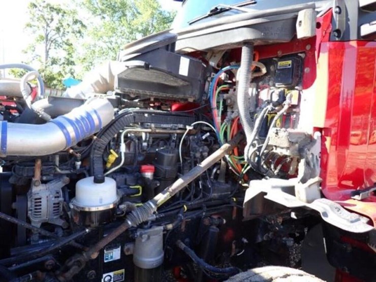 2021-kenworth-t880-image-29