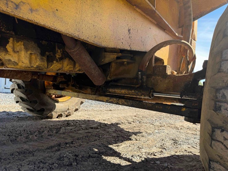 jcb-520m-image-20