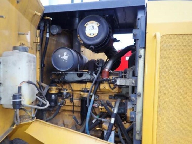 2014-deere-544k-image-58