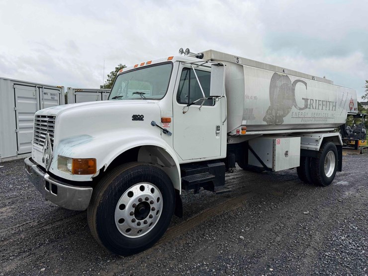 2000-international-4900-image-1
