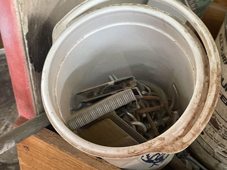 #9225-•-shelf-contents-of-left-side-image-25