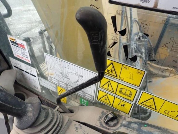 2017-caterpillar-315fl-image-14