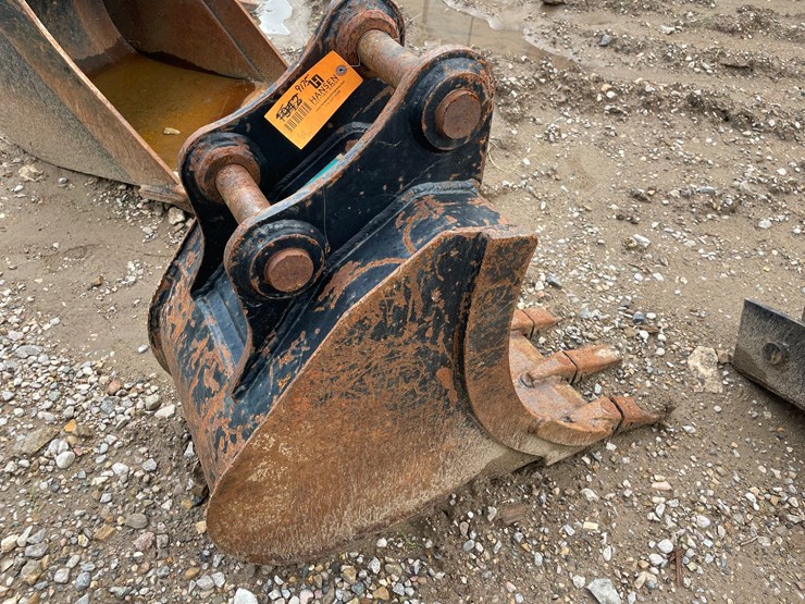#9175-•-excavator-bucket-image-4