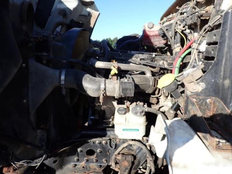 2018-western-star-4700sb-image-17