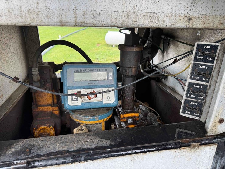 2000-international-4900-image-15