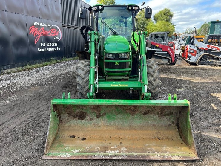 2022-john-deere-5125r-image-12