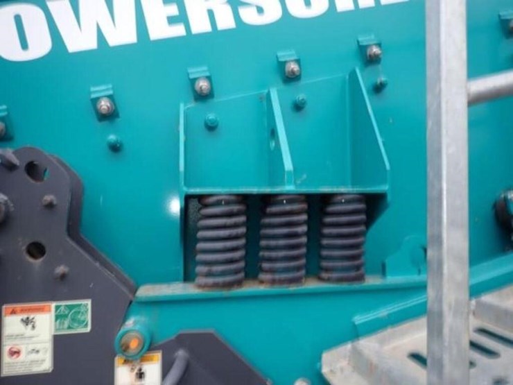 2023-powerscreen-titan-1800-image-47