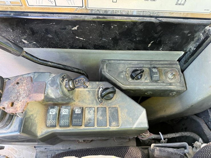 2014-caterpillar-308e2-image-28