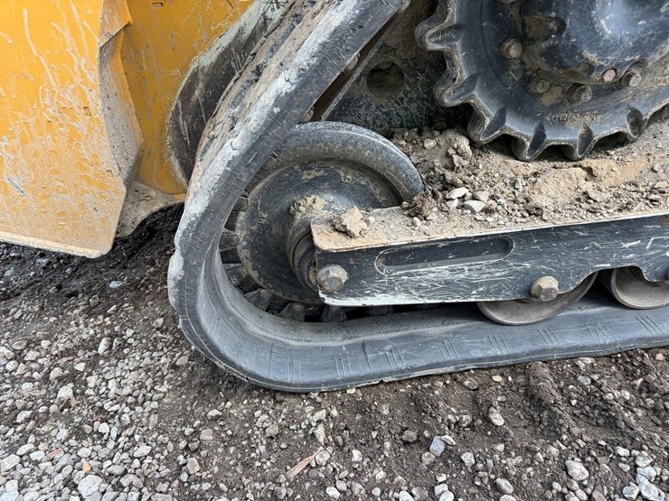 deere-317g-image-20