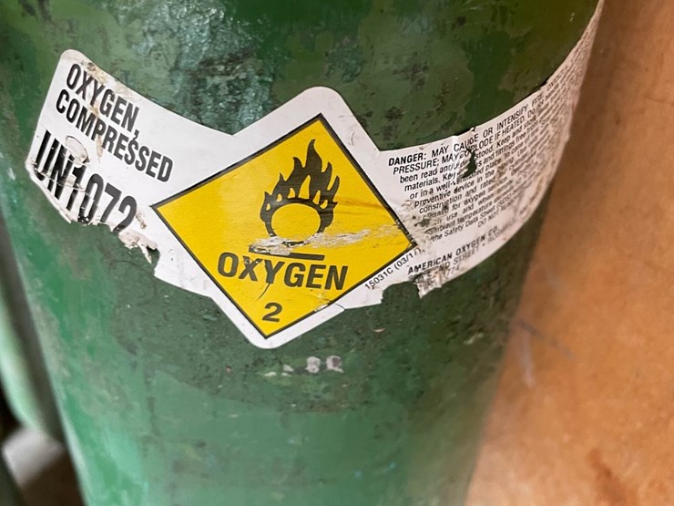 #9224-•-oxygen-tanks-image-4