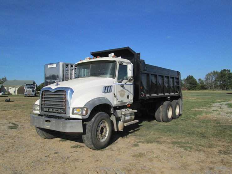 #46111-•-2008-mack-gu713-granite-single-cab-t/a-dump-truck-1m2ax04c08m001265-inv#46111-image-1