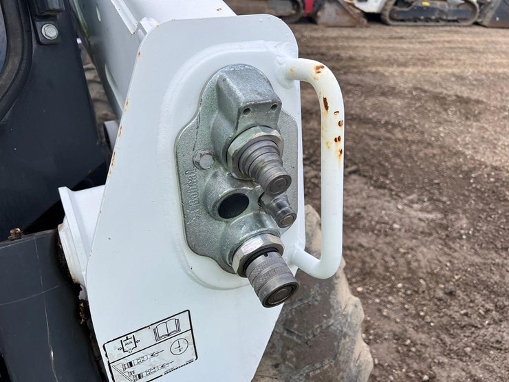 bobcat-s570-image-13