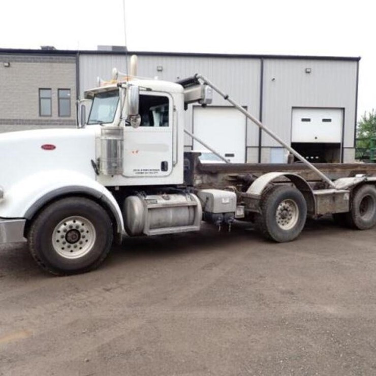 2015 PETERBILT 367