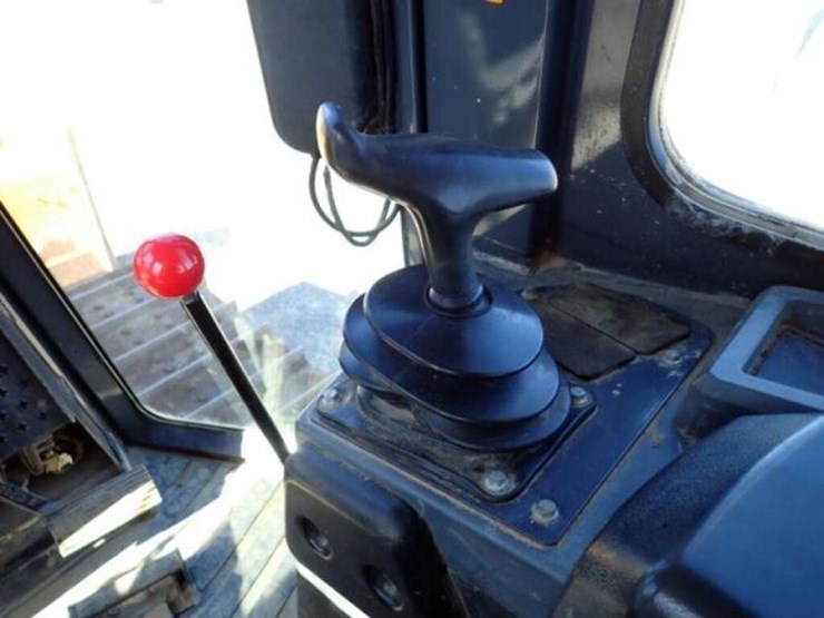 2016-deere-650k-xlt-image-13
