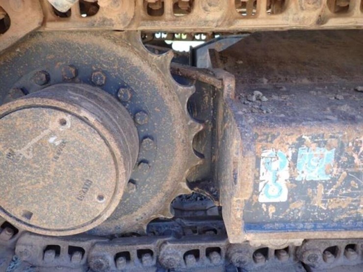 2014-deere-85g-image-50