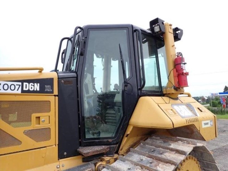 2013-caterpillar-d6n-xl-image-21
