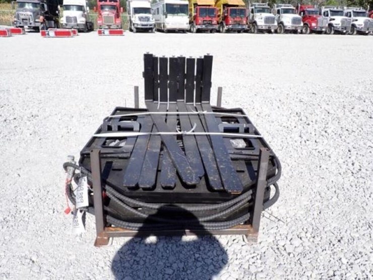 unused-2026-captok-skid-steer-side-shift-forks-image-2