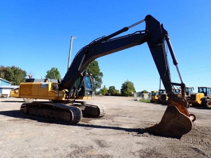 2014-deere-350g-lc-image-2