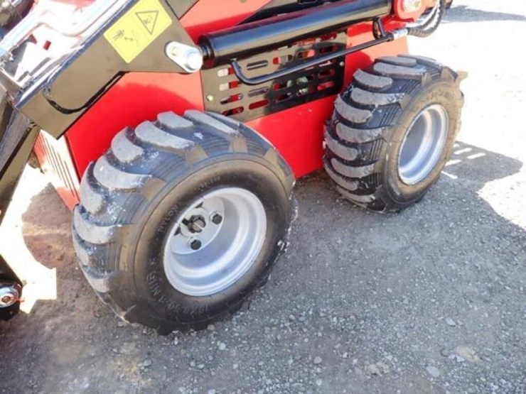 unused-2026-captok-skid-steer-loader-323tz260811-image-18