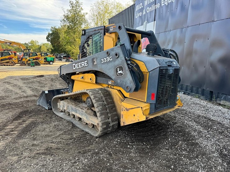 2019-deere-333g-image-4