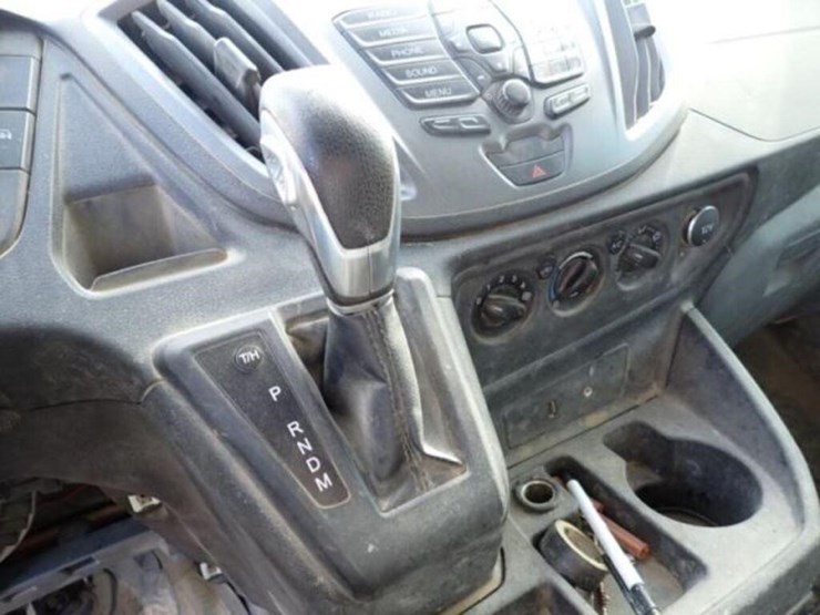 2016-ford-transit-image-16