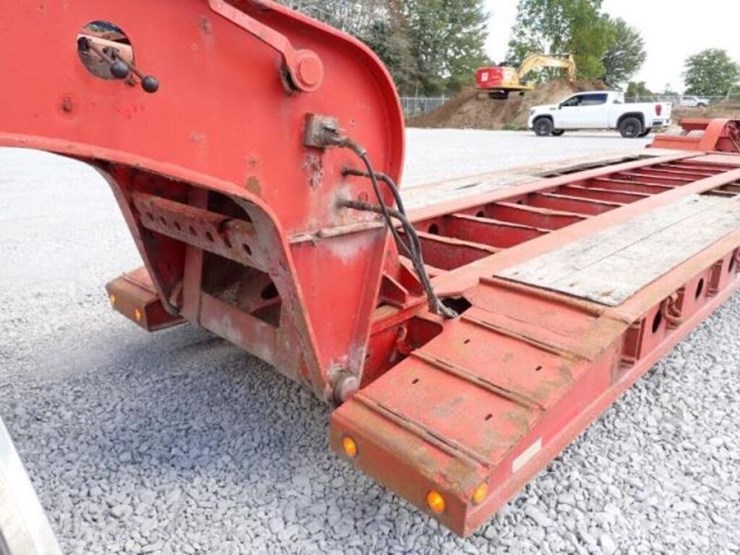 2001-fontaine-lowboy-image-10