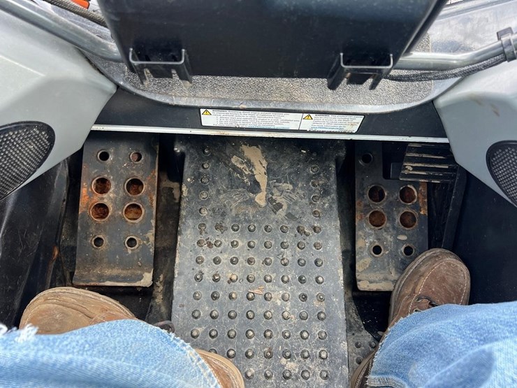 bobcat-s570-image-25