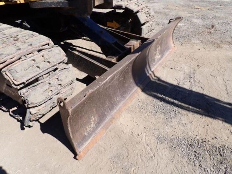 2014-deere-85g-image-35
