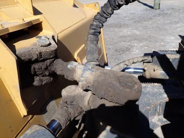 2016-deere-650k-xlt-image-26