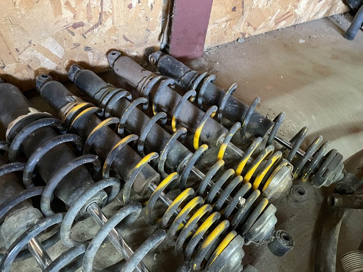 #9244-•-lot-of-shock-springs-image-7