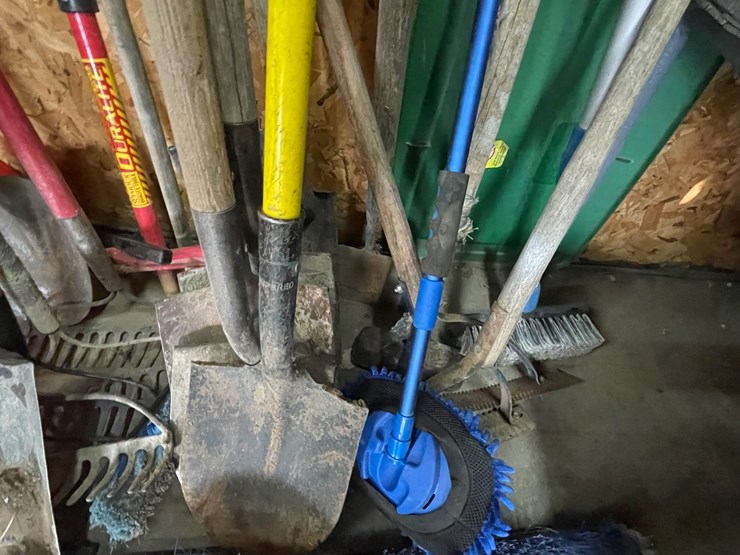 #9221-•-huge-lot-of-tools-image-15