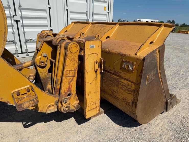 caterpillar-953k-image-9