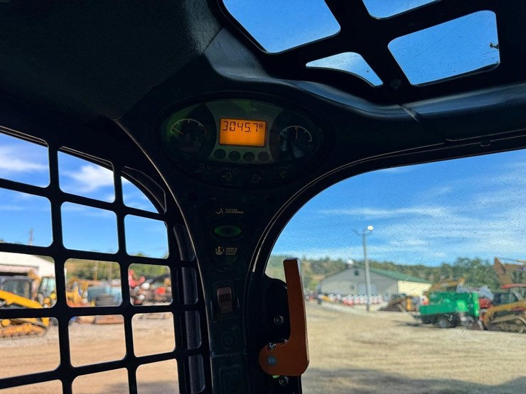 bobcat-t740-image-19