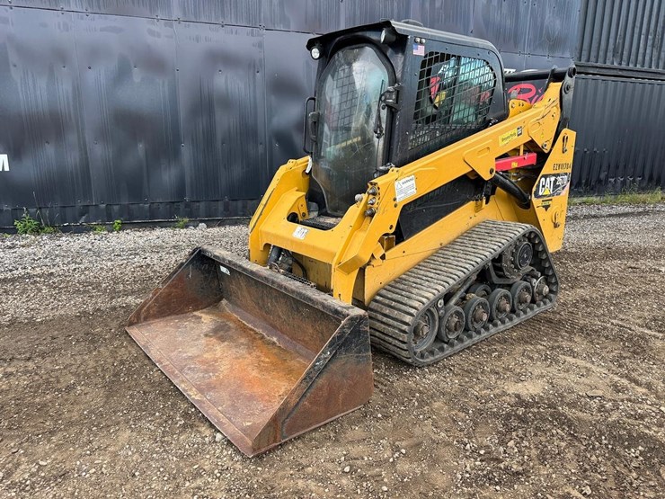 2015-caterpillar-257d-image-2