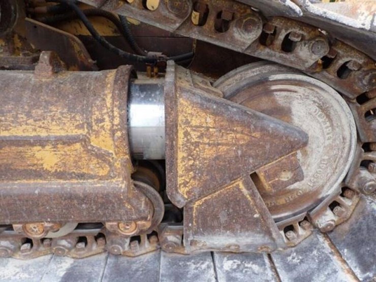 2013-caterpillar-d6n-xl-image-56