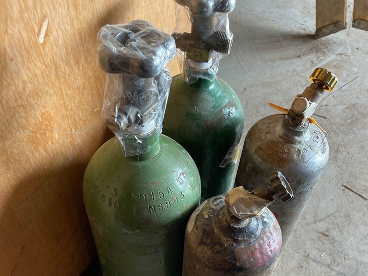 #9224-•-oxygen-tanks-image-1