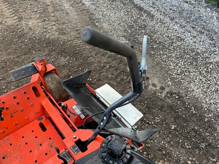 kubota-z725kh-image-18