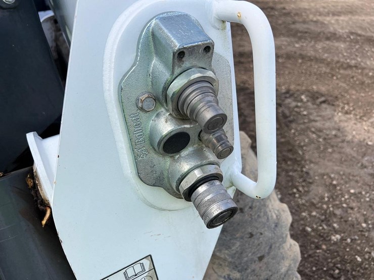 bobcat-s570-image-13