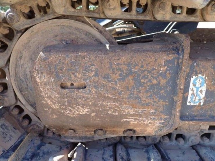 2014-deere-85g-image-40