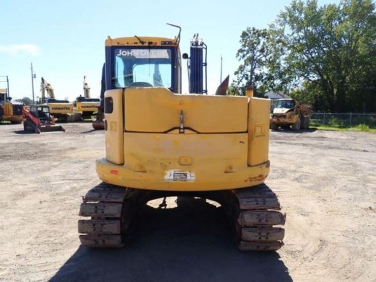 2014-deere-85g-image-5